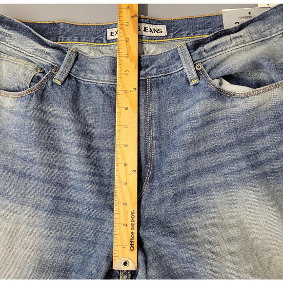 Express Kingston Jeans Mens 36x30 Blue Distressed Straight Leg Classic Fit Denim - Picture 10 of 16